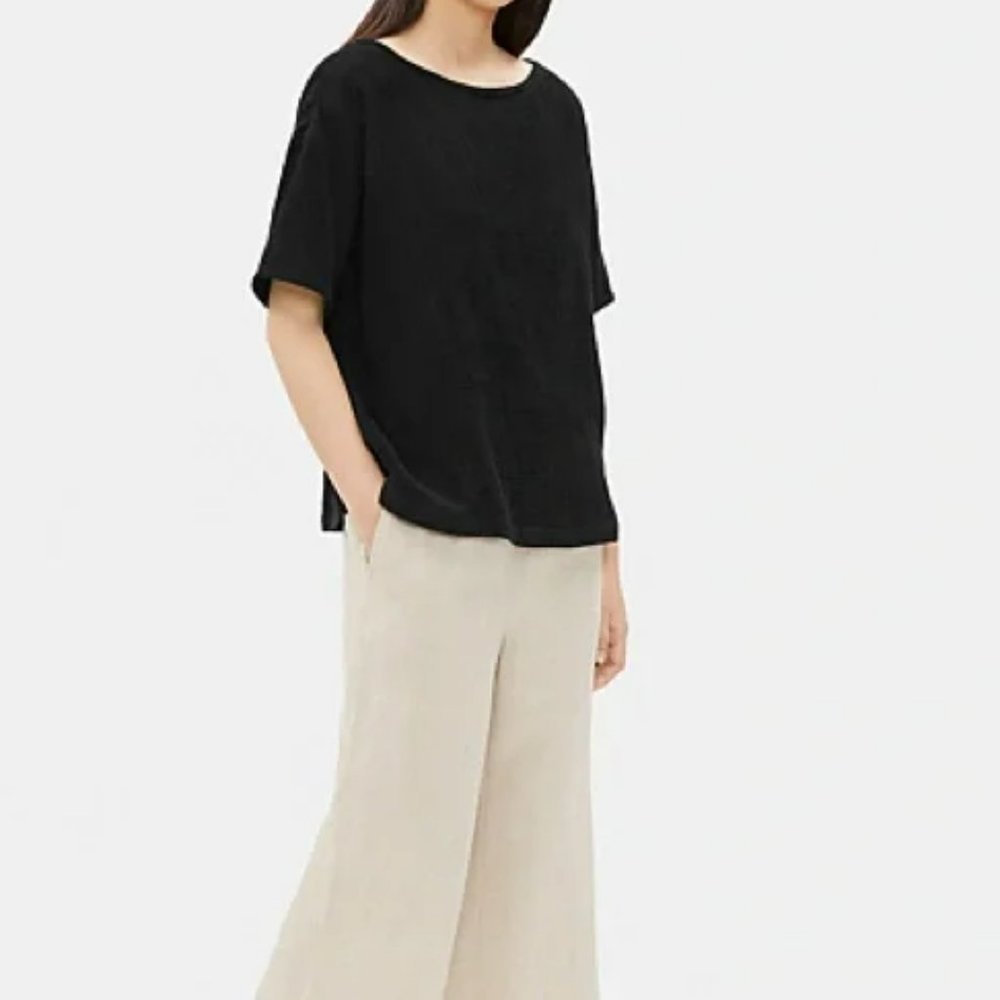 Eileen Fisher black, organic cotton gauze short sleeved top.  L